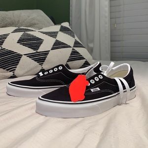 Vans Era